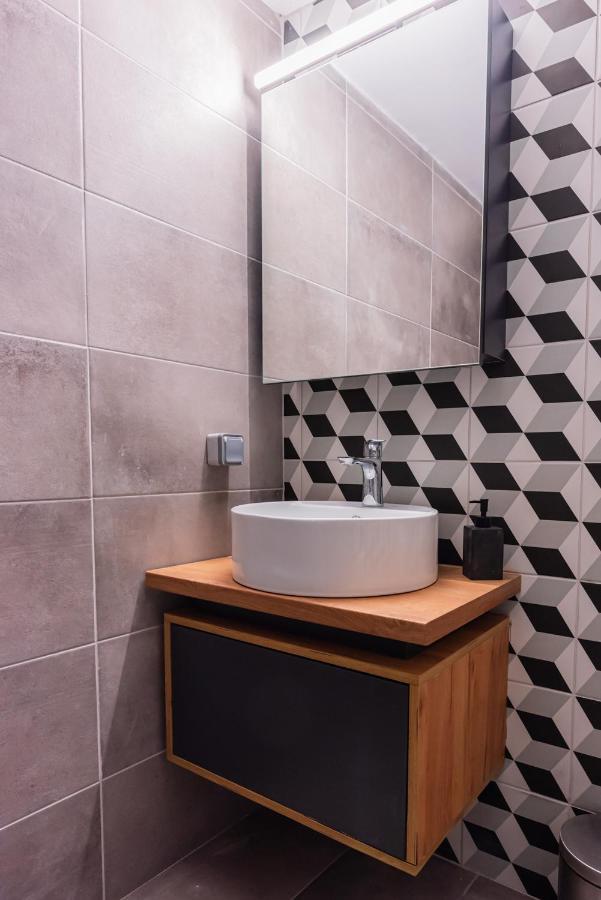 Welcome Home 365 Studio Apartment Nº1 Thessaloniki City Centre ภายนอก รูปภาพ
